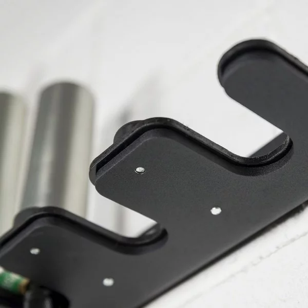 Support mural vertical pour 3 barres Xenios USA - Storages Xenios USA - BSA PRO